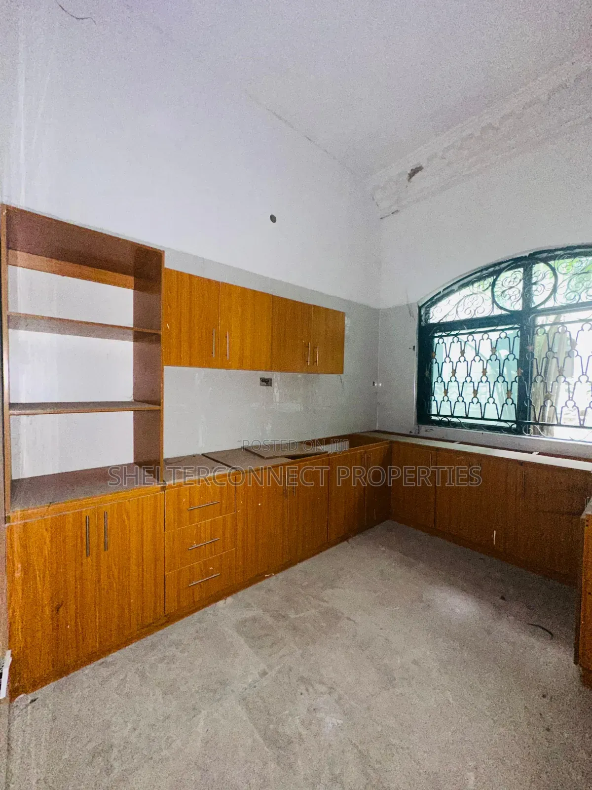 2bdrm Apartment in Lekki Expressway for rent in Lekki Expressway