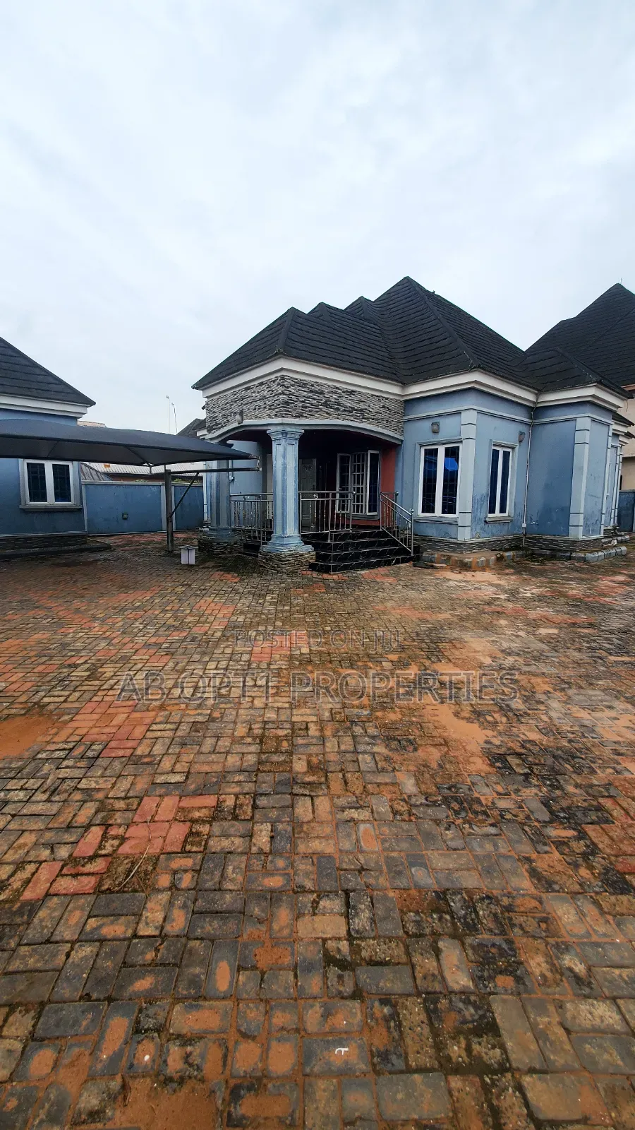 3bdrm Bungalow in Country Home, Benin City for sale in Benin City