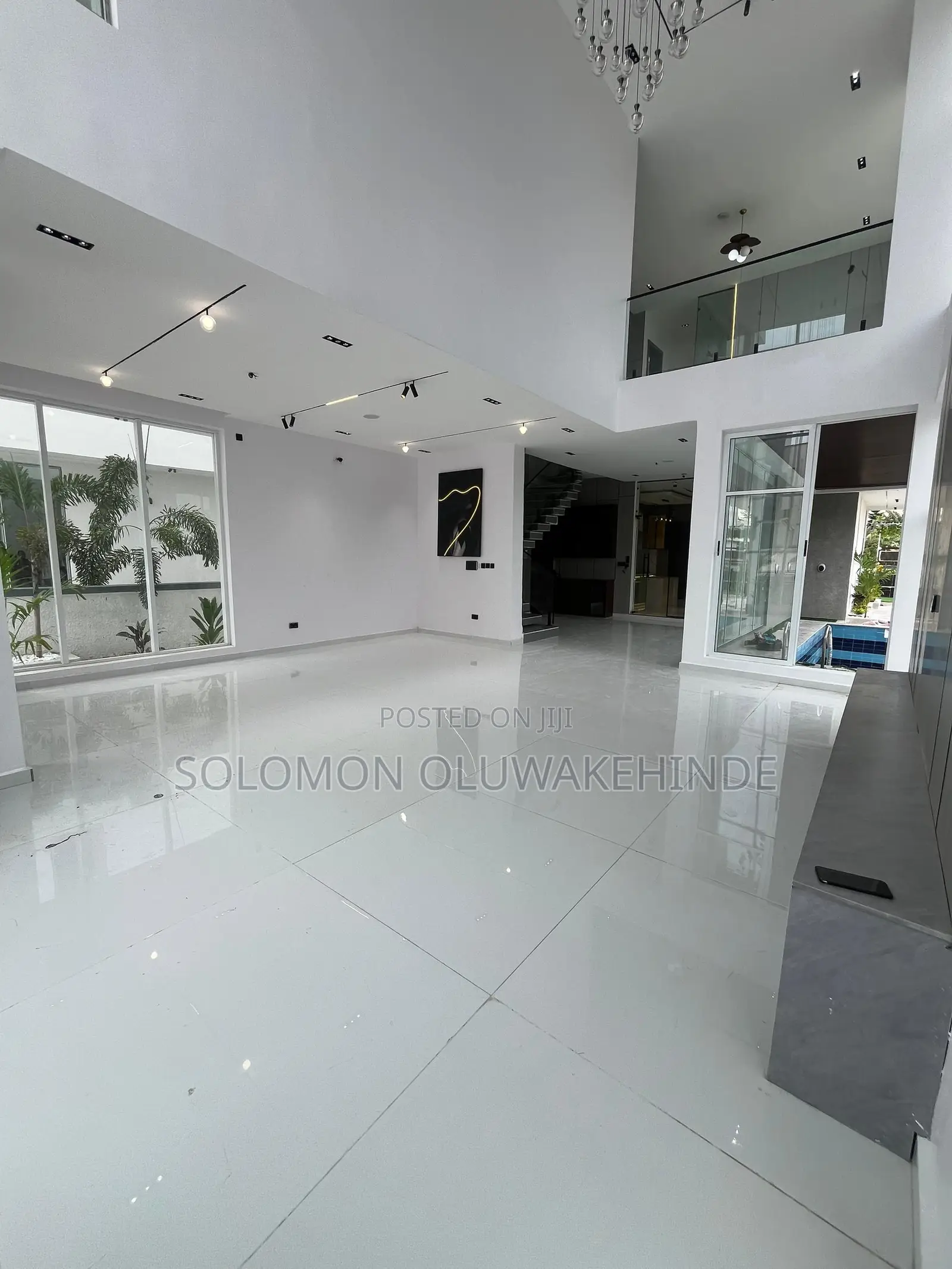 5bdrm Duplex in Osapa London for sale in Osapa london