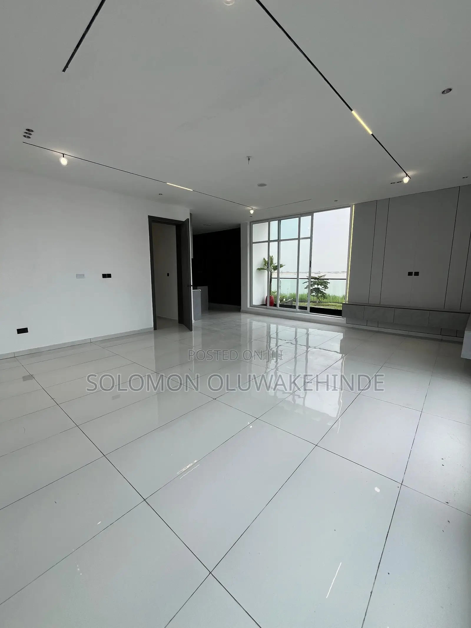5bdrm Duplex in Osapa London for sale in Osapa london