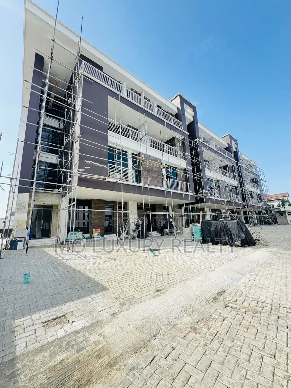 3bdrm Apartment in Osapa london for rent in Osapa london