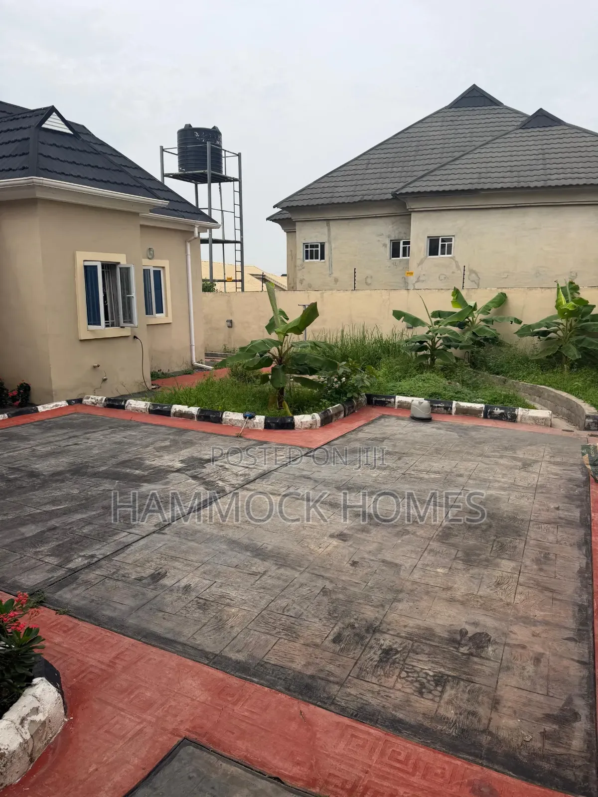 4bdrm Bungalow in Kolapo Ishola Gra, Akobo for rent in Akobo