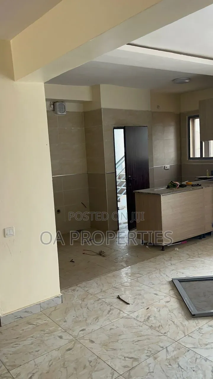 3bdrm Block of Flats in Rotimi Williams, Ibadan for rent in Ibadan