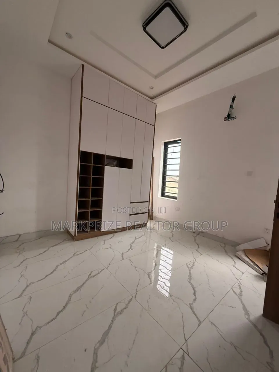 4bdrm Duplex in Ogudu Gra Lagos for sale in Ogudu GRA