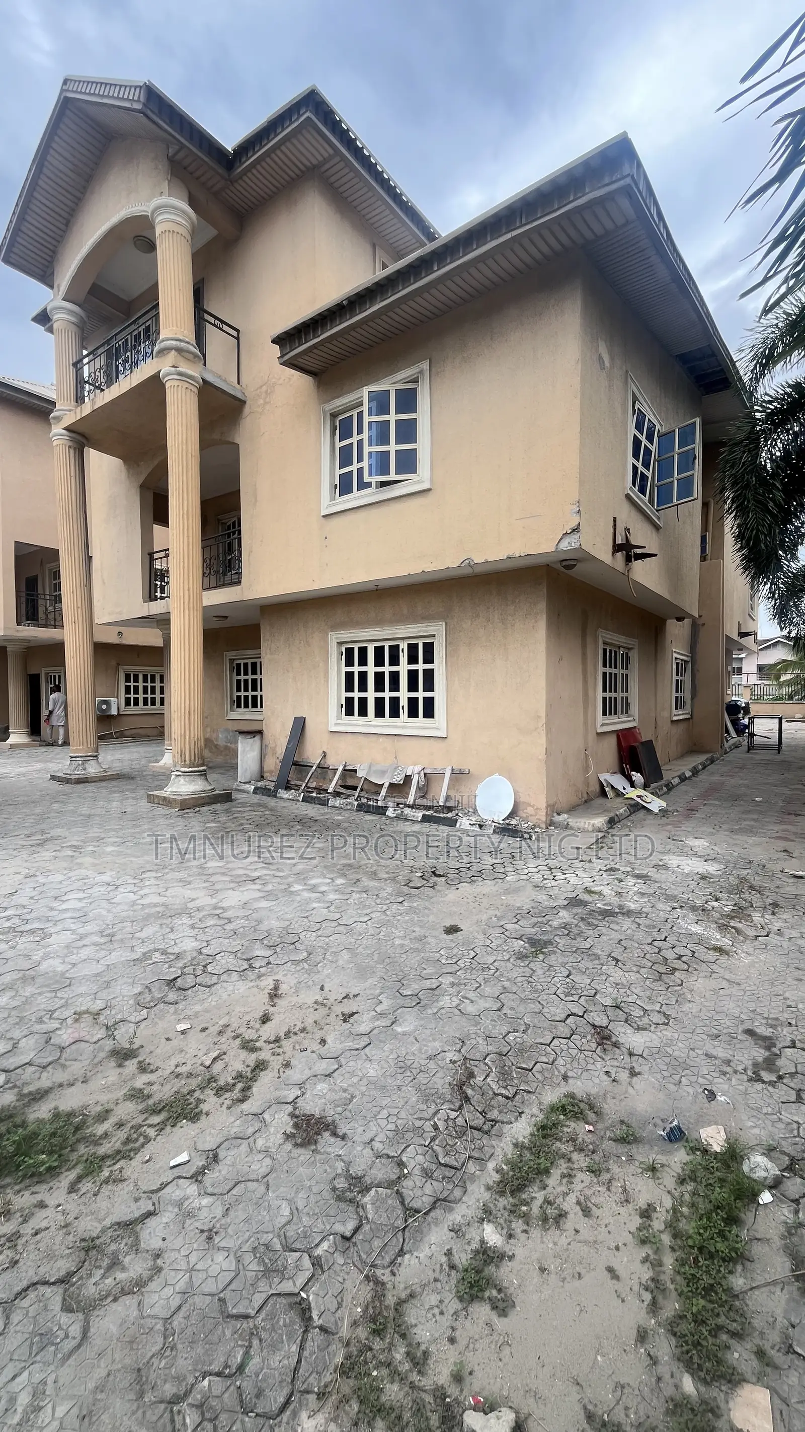 5 Bedrooms Duplex House for Commercial Multipurpose in Lekki Phase 1