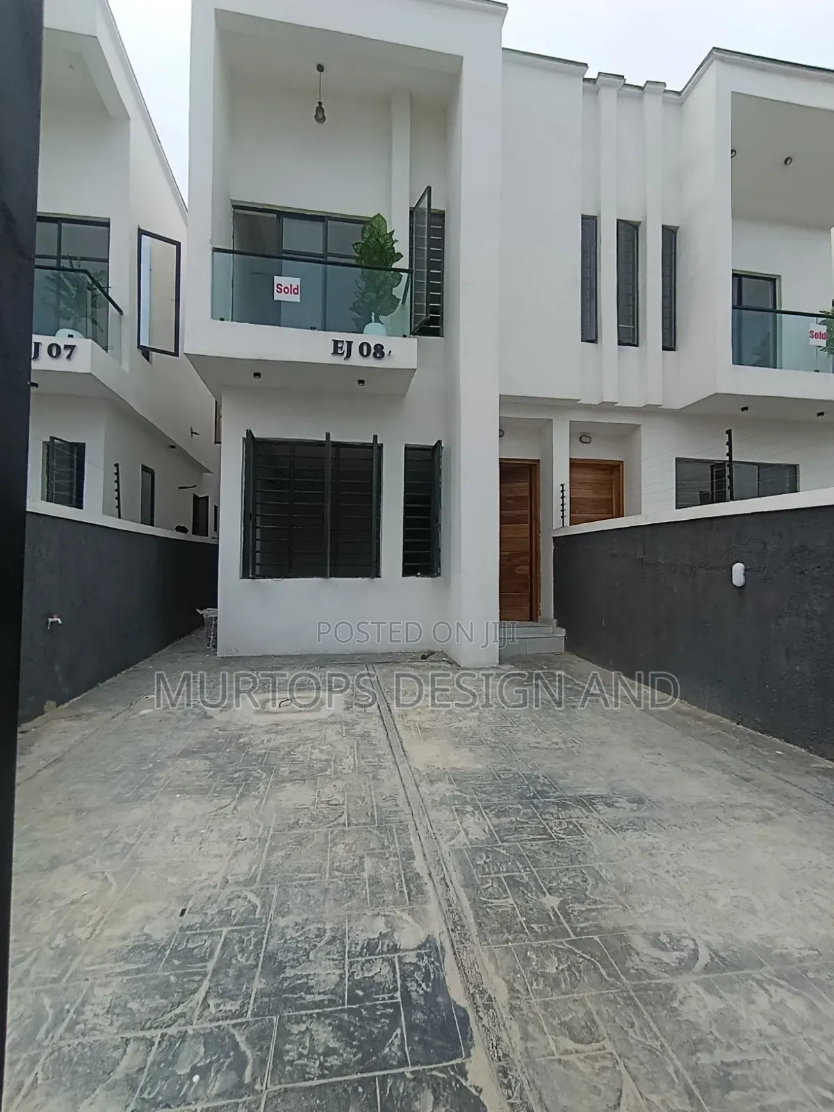 4bdrm Duplex in Gra, Ikota for rent in Ikota