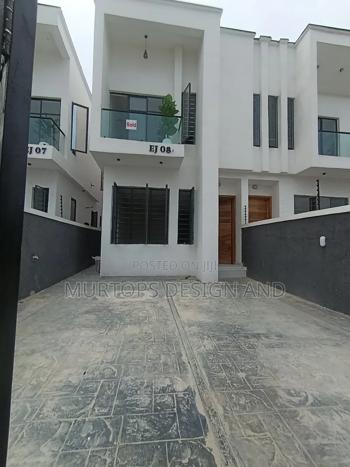 4bdrm Duplex in Gra, Ikota for rent in Ikota