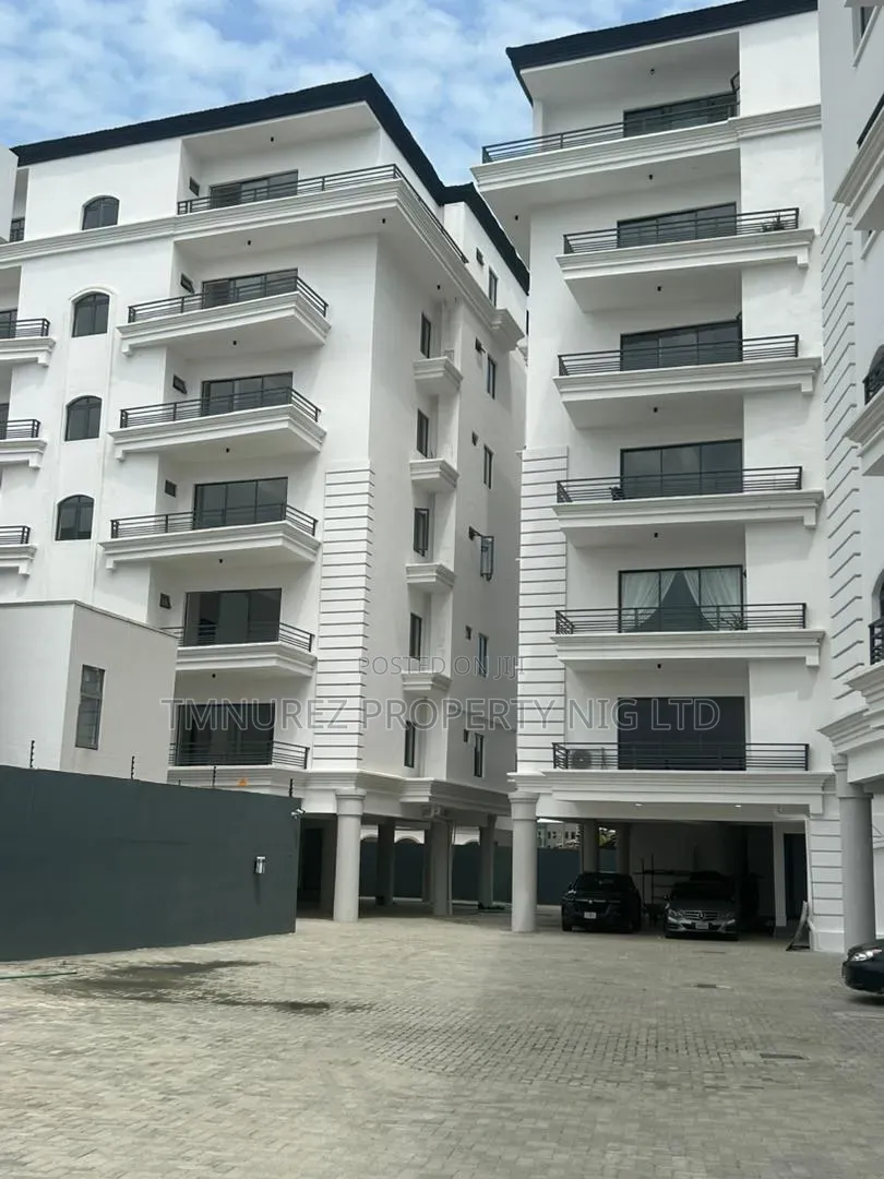 3bdrm Apartment in Lekki Phase 1 for rent in Lekki Phase 1