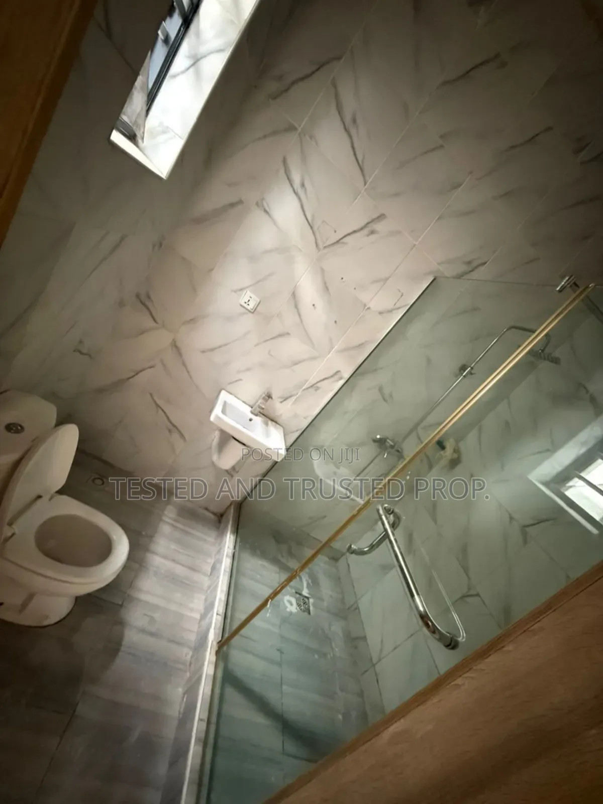 1bdrm Apartment in Orchid, Chevron for rent in Chevron