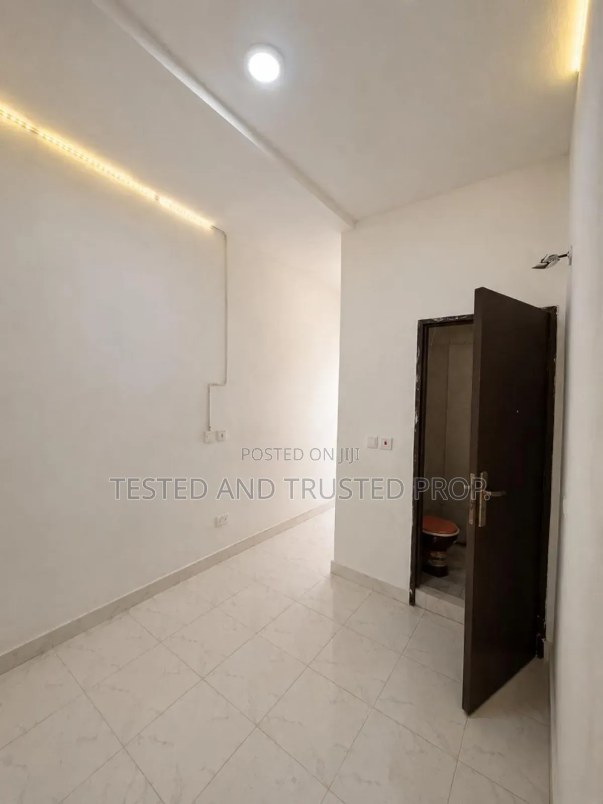 1bdrm Apartment in Orchid, Chevron for rent in Chevron