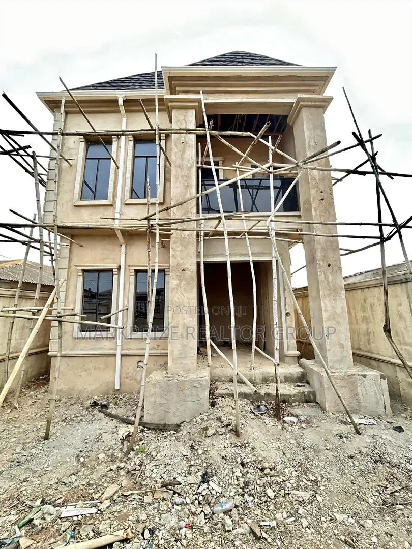 3bdrm Duplex in Igando Lagos for sale in Igando / Ikotun/Igando
