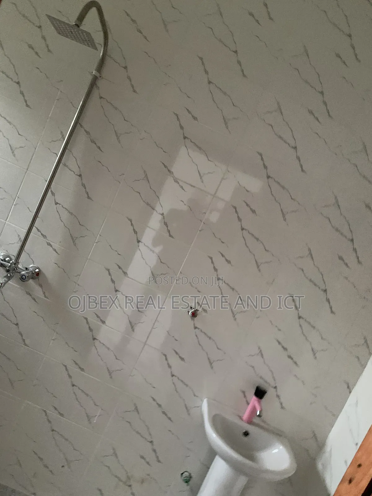 Furnished 3bdrm Duplex in Abijo Gra, Ajah for rent in Ajah