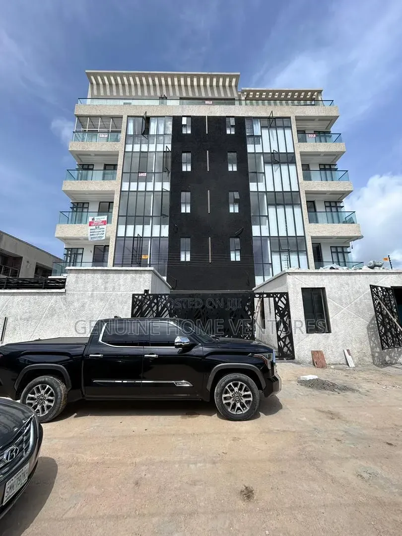 2bdrm Apartment in Nicon Town for sale in Nicon Town