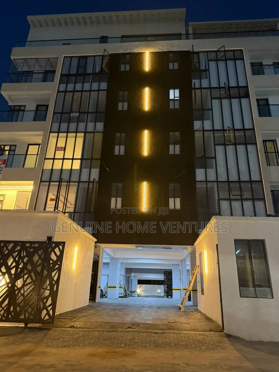 2bdrm Apartment in Nicon Town for sale in Nicon Town