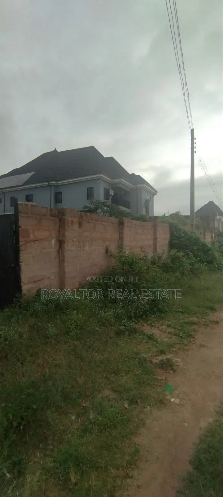 Ulemo Land for Sale: 100ft From the Tarred Road in Benin City