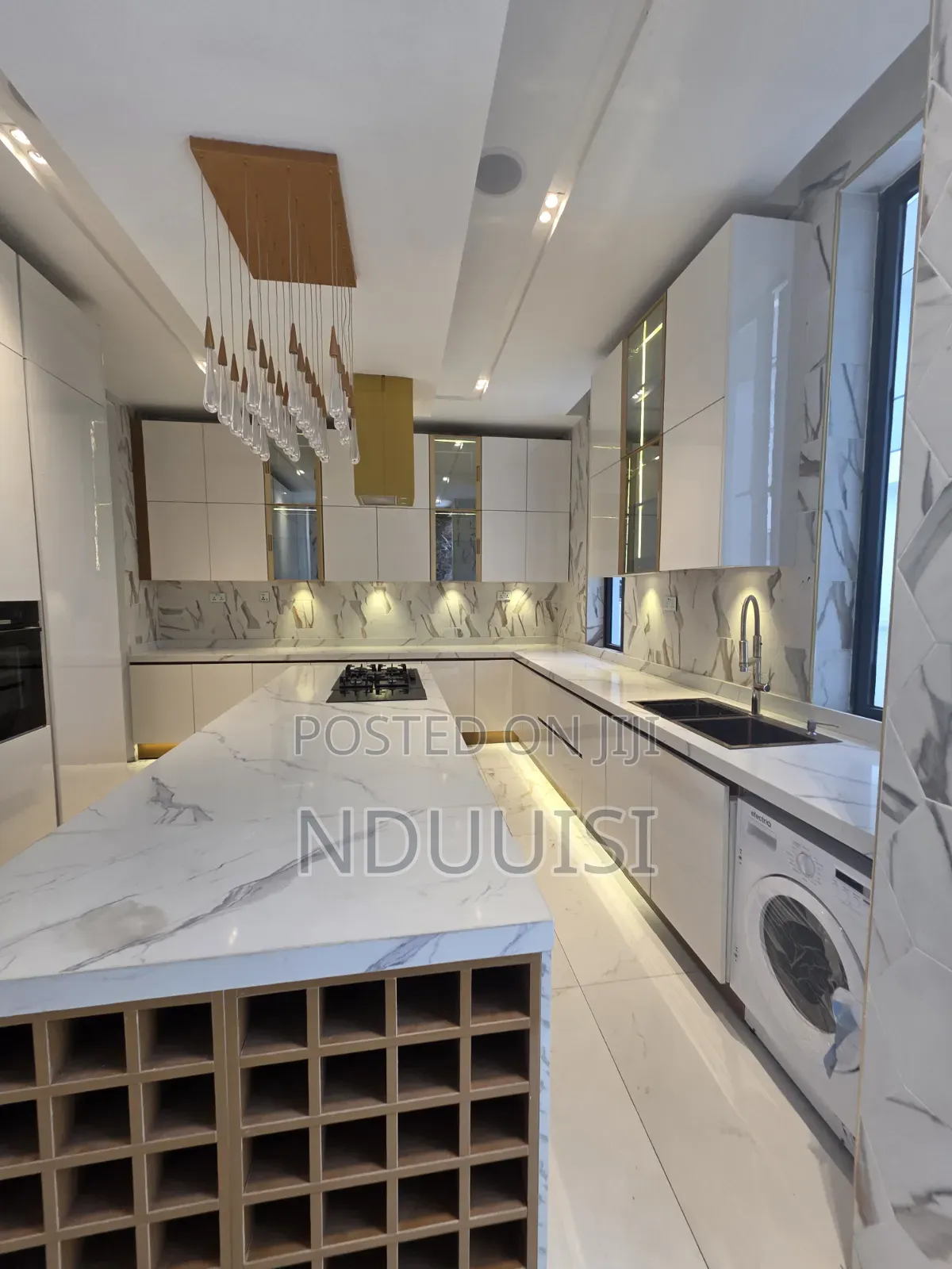 5bdrm Duplex in Pinnock Beach Estate, Osapa london for sale in Osapa london