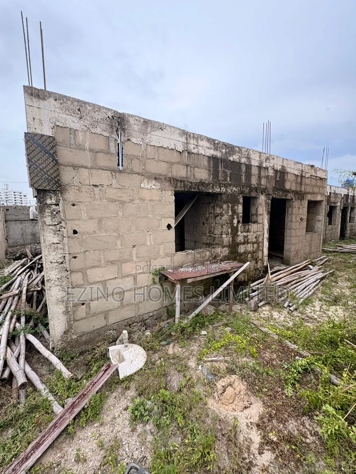 4bdrm Bungalow in Mini Estate, Lekki Phase 1 for sale in Lekki Phase 1