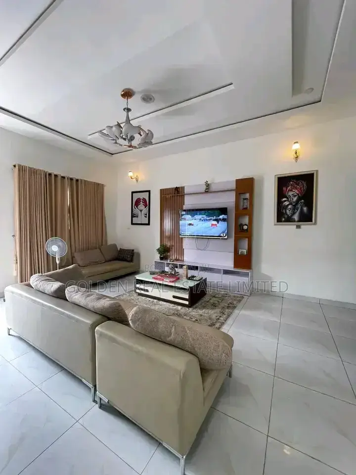 1bdrm Room & Parlour in 4Bedroom Fully , Ikota for rent in Ikota