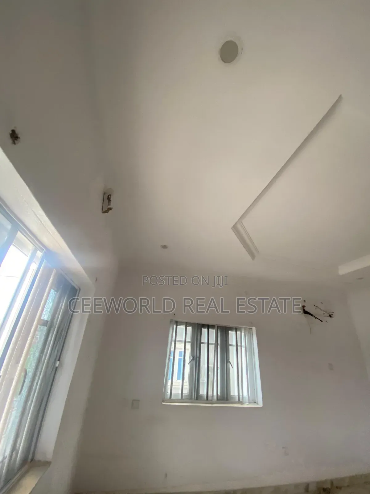 5bdrm Duplex in Onireke Jericho Gra for rent in Jericho