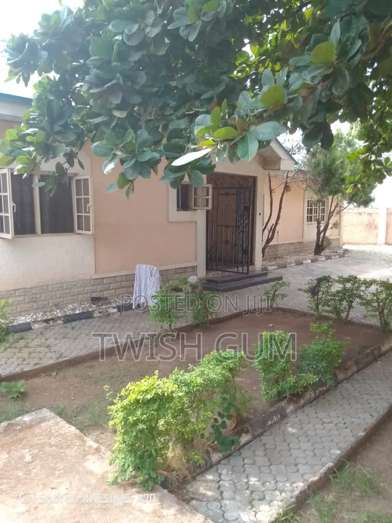 3bdrm Bungalow in Sun City Abuja, Lokogoma for sale in Lokogoma