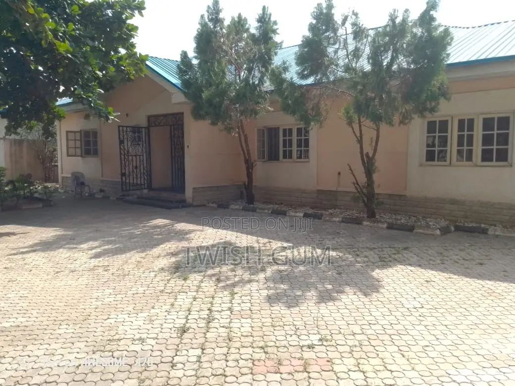 3bdrm Bungalow in Sun City Abuja, Lokogoma for sale in Lokogoma