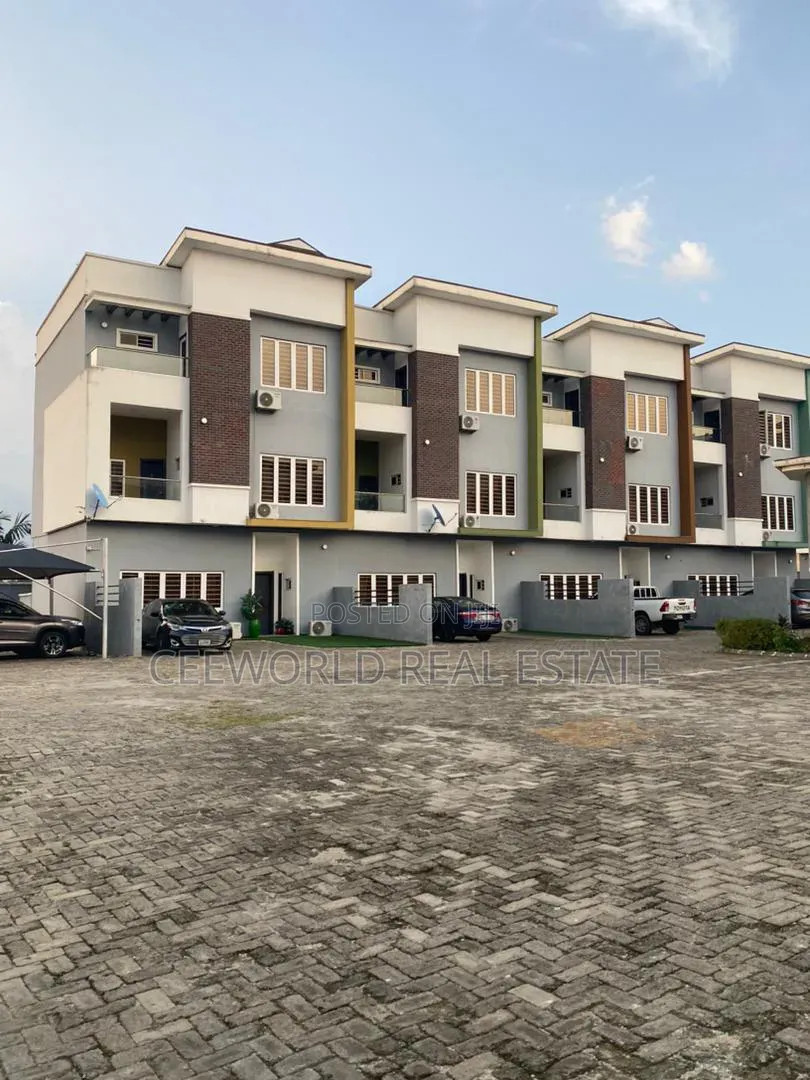 Furnished 4bdrm Duplex in Iyaganku Gra, Iyanganku for rent in Iyanganku