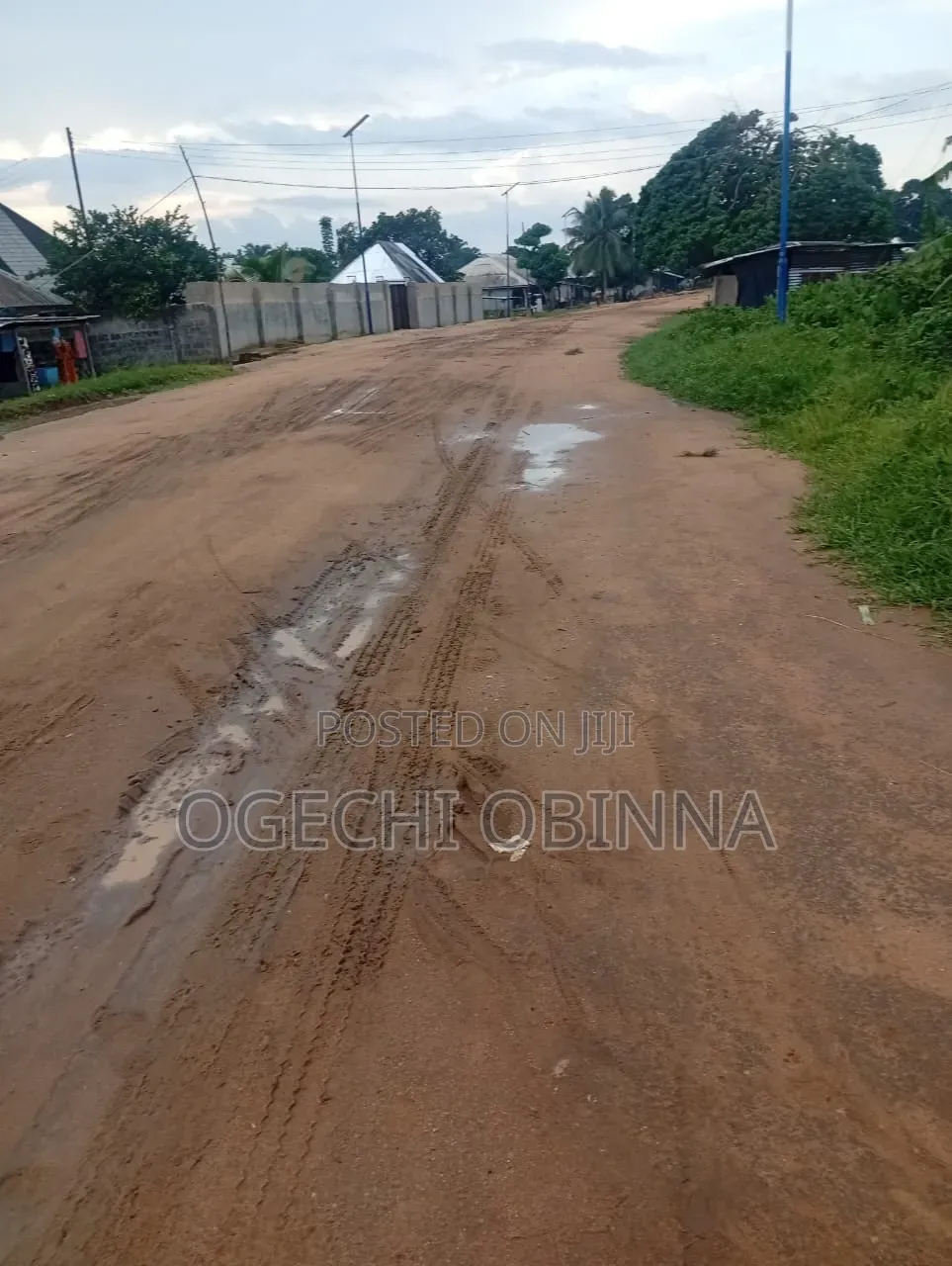 Distress Sale of 4 Lock-Up Shops and 4 Units of Semi Self- Contain in Port-Harcourt