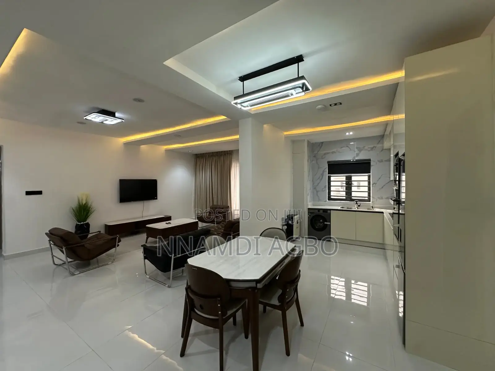 Furnished 3bdrm Apartment in Lekki Phase 1 for sale in Lekki Phase 1