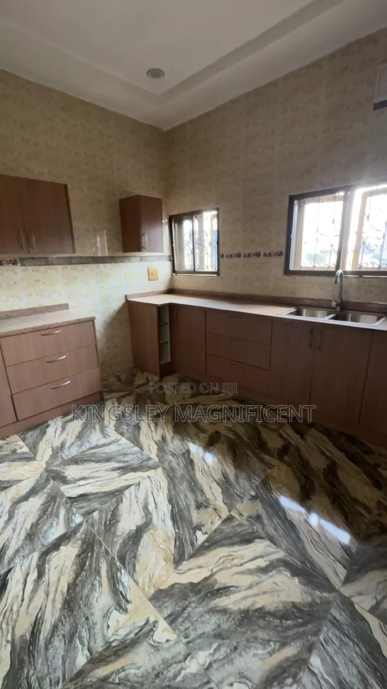 3bdrm Block of Flats in Mabushi District for rent in Mabushi