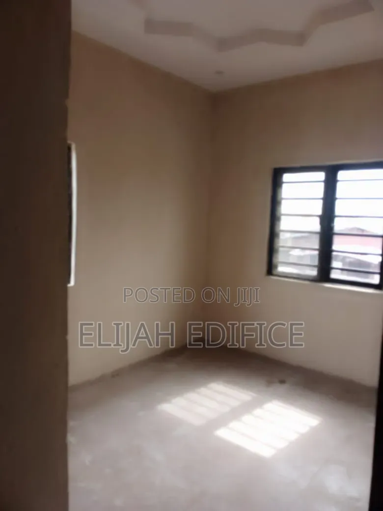 Furnished 3bdrm Block of Flats in Ibikunle, Mile 12 for rent in Mile 12
