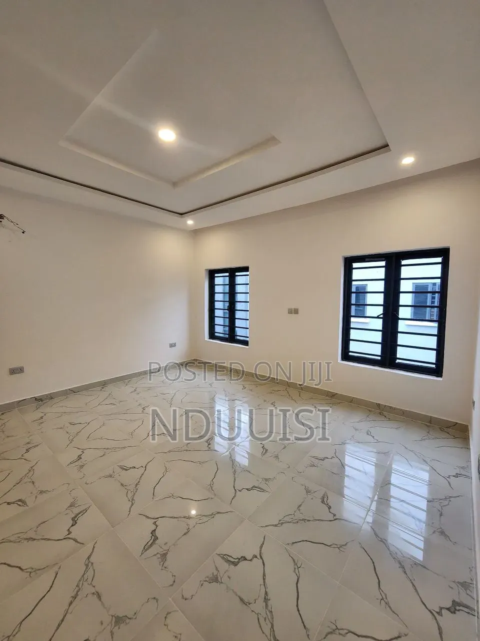 4bdrm Townhouse / Terrace in Off Palace Road, Victoria Island Extension in Victoria Island Extension