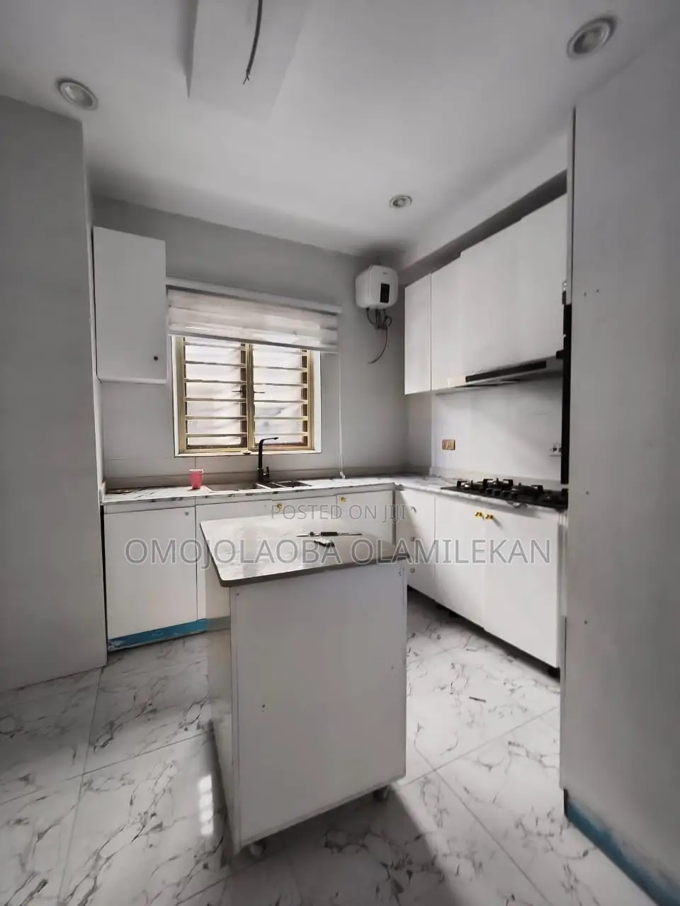 2bdrm Apartment in Ikate for sale in Ikate