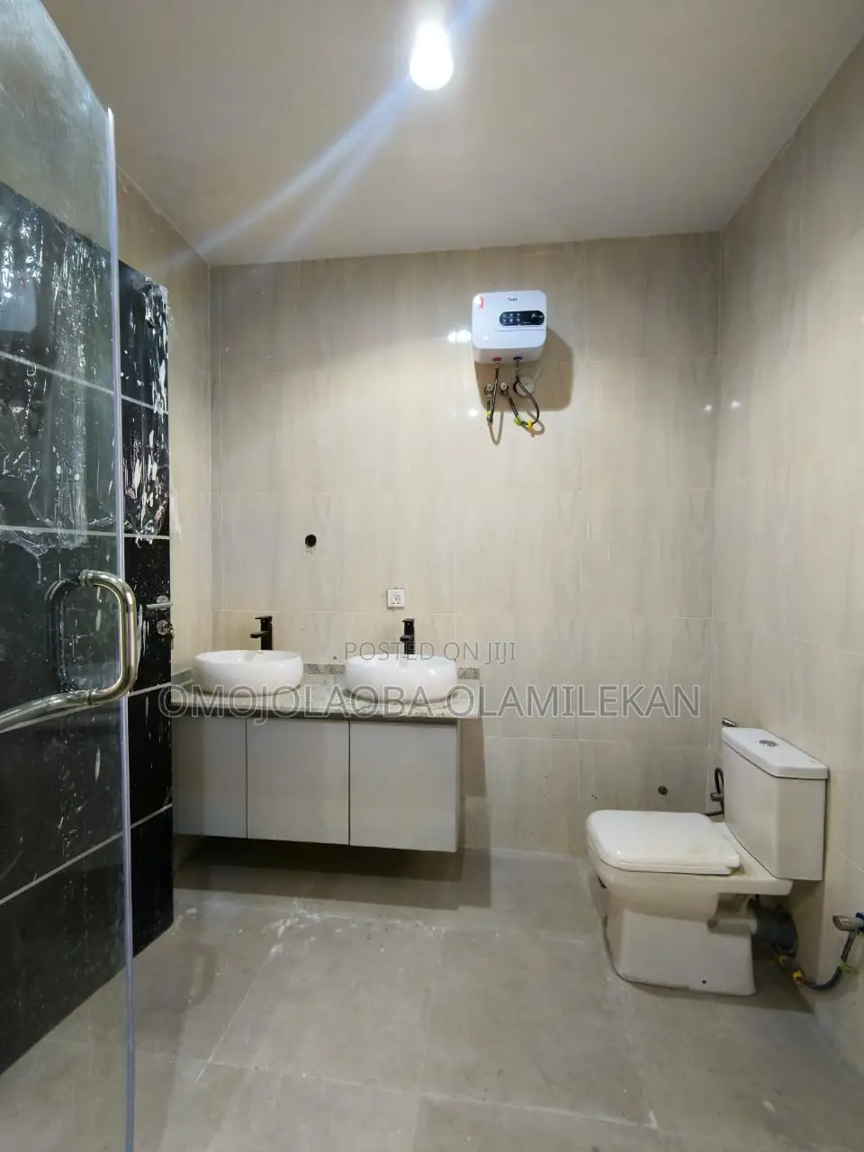 4bdrm Duplex in Ologolo for sale in Ologolo
