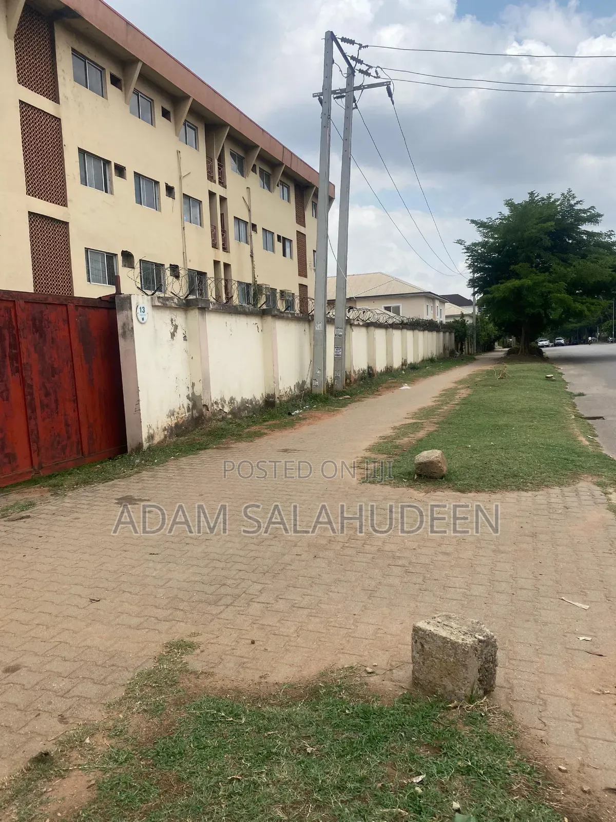 1 Hectare Commercial Plot Available for Sale in Jabi