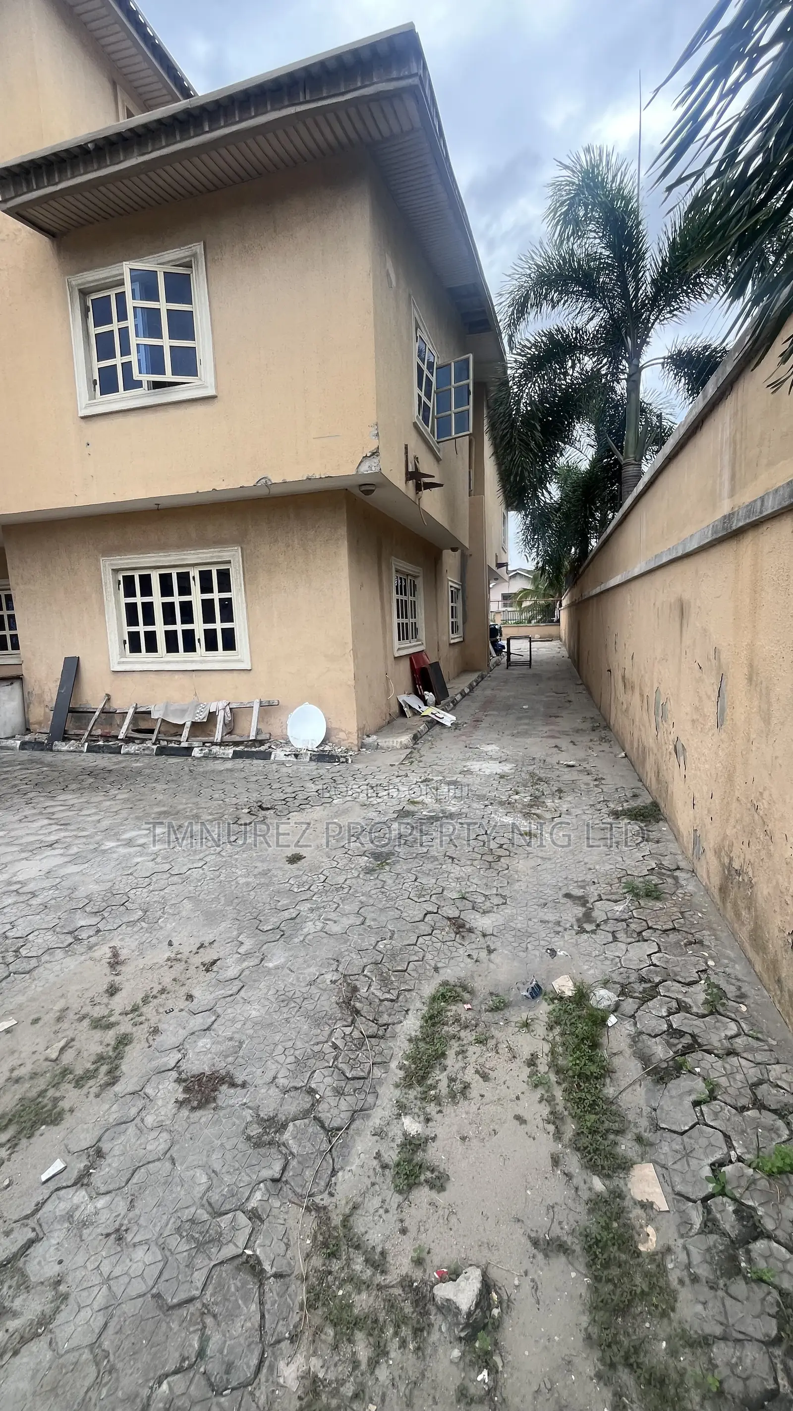 Commercial Propt at Lekki 1 in Lekki Phase 1