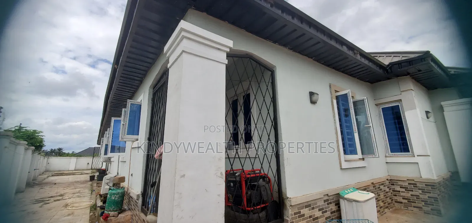 2bdrm Apartment in Obasohan Estate Off, Ikpoba-Okha for sale in Ikpoba-Okha