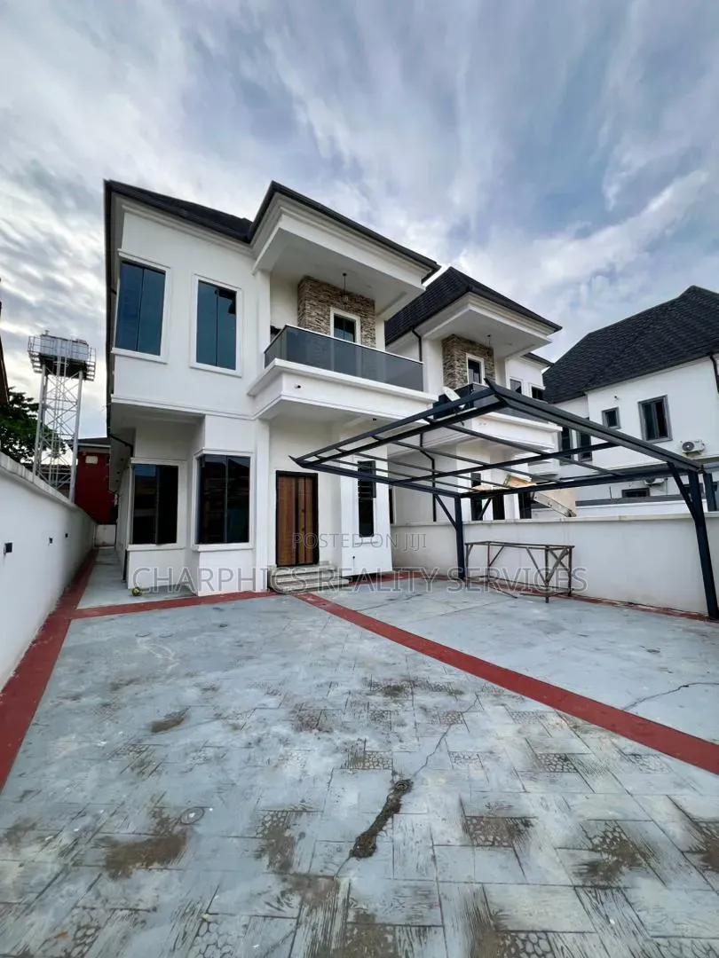5bdrm Duplex in Osapa london for sale in Osapa london