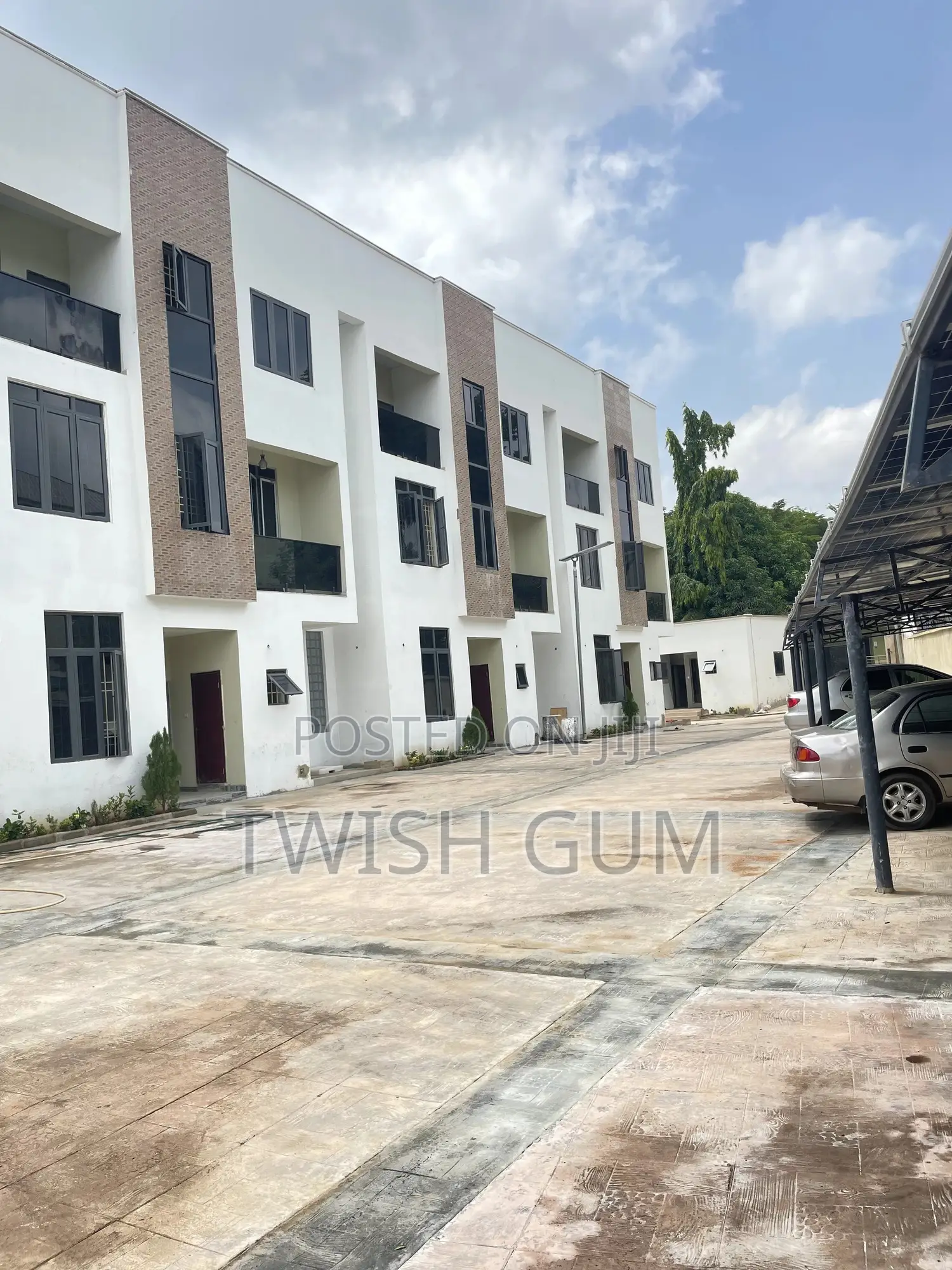 Furnished 4bdrm Duplex in Old Cbn., Garki 2 for sale in Garki 2