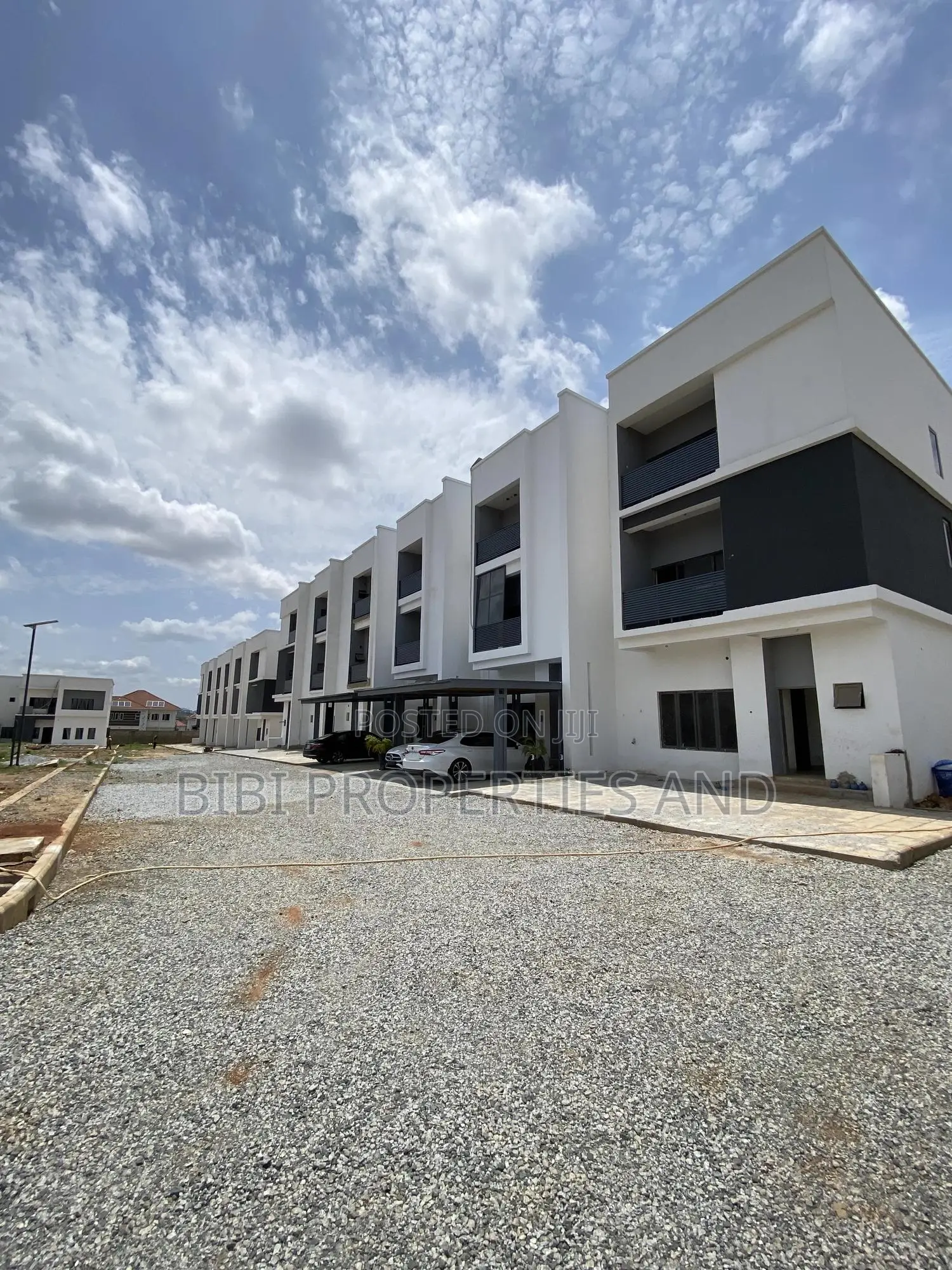 3bdrm Apartment in Karmo for sale in Karmo