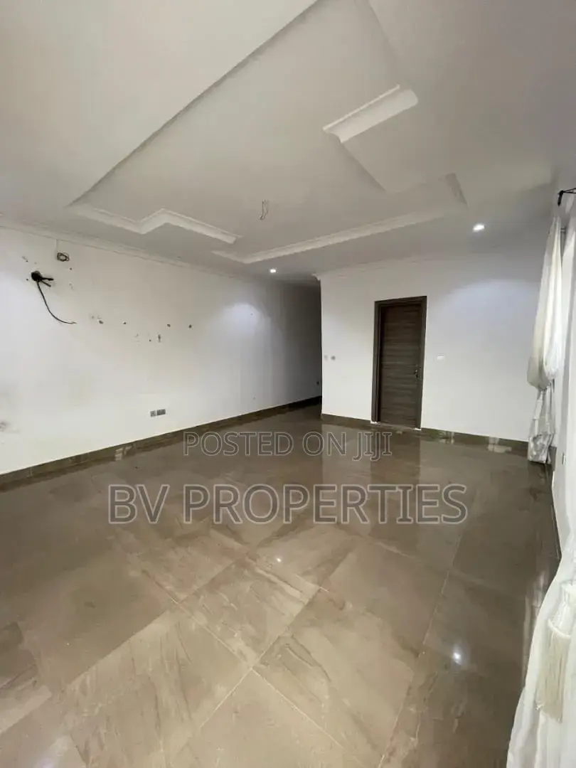 Mini Flat in Chevyview Estate, Chevron for rent in Chevron