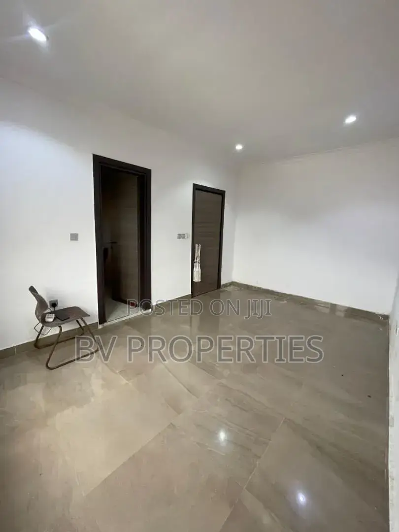 Mini Flat in Chevyview Estate, Chevron for rent in Chevron