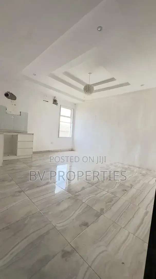 Mini Flat in Chevyview Estate, Chevron for rent in Chevron