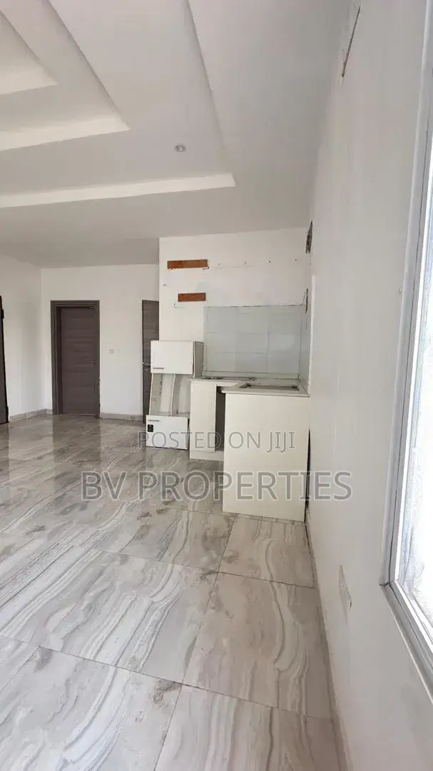 Mini Flat in Chevyview Estate, Chevron for rent in Chevron