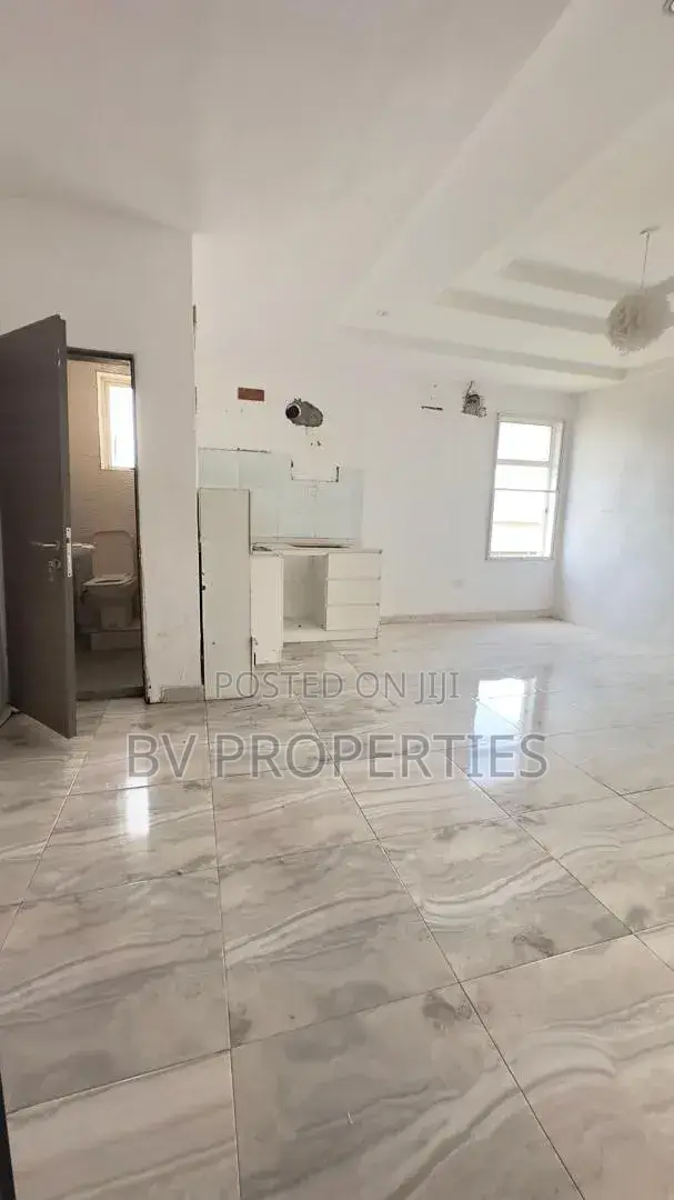Mini Flat in Chevyview Estate, Chevron for rent in Chevron