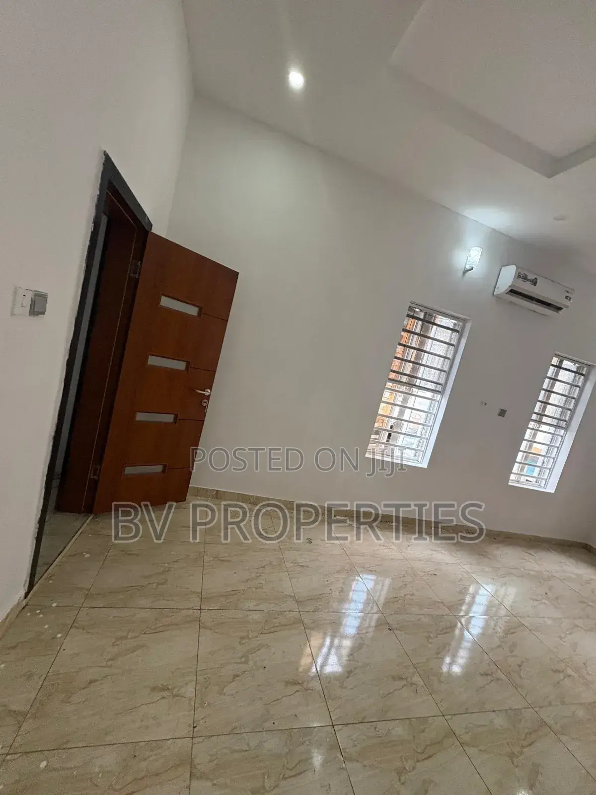 1bdrm Shared Apartment in Chevron for rent in Chevron