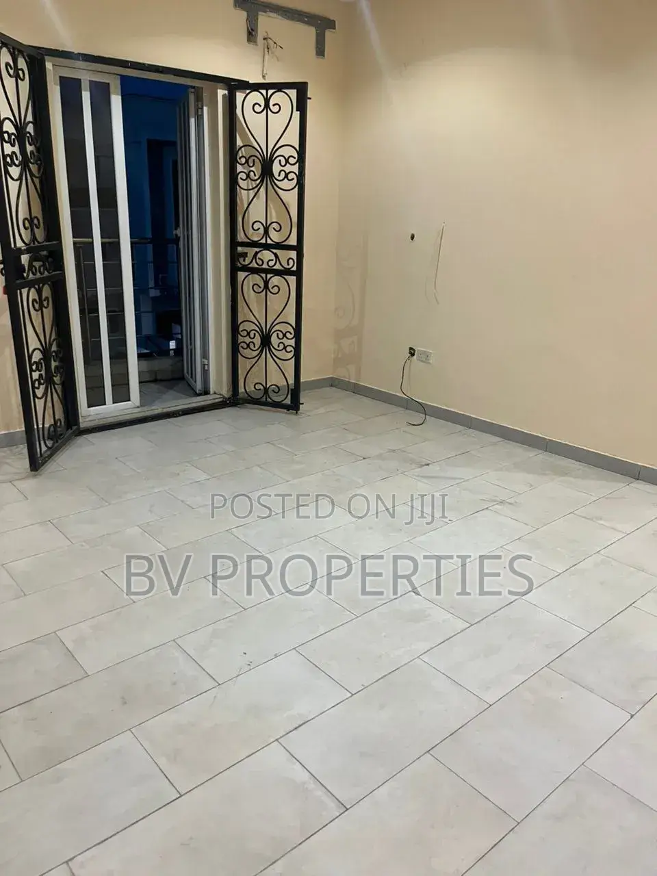 1bdrm Shared Apartment in Chevron for rent in Chevron