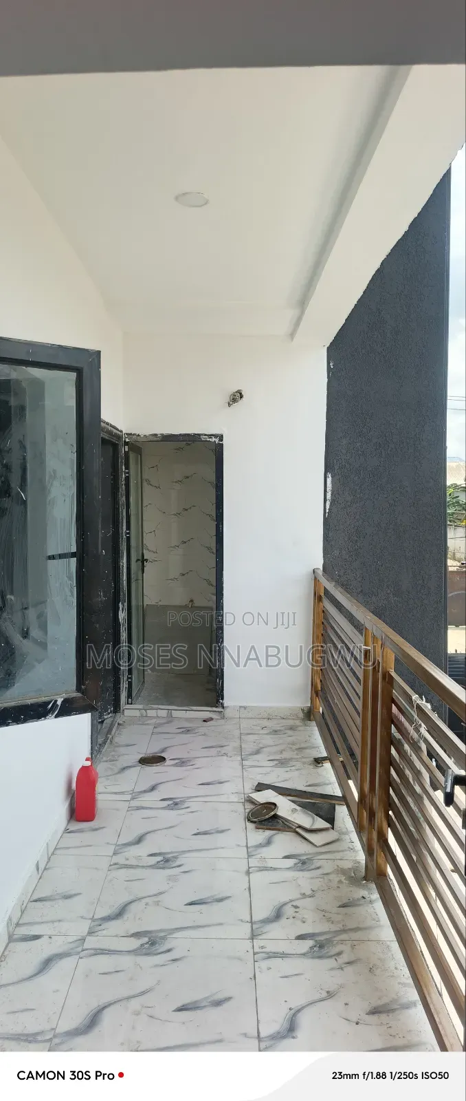 2bdrm Block of Flats in Alcon Rd Axis, Woji for rent in Woji