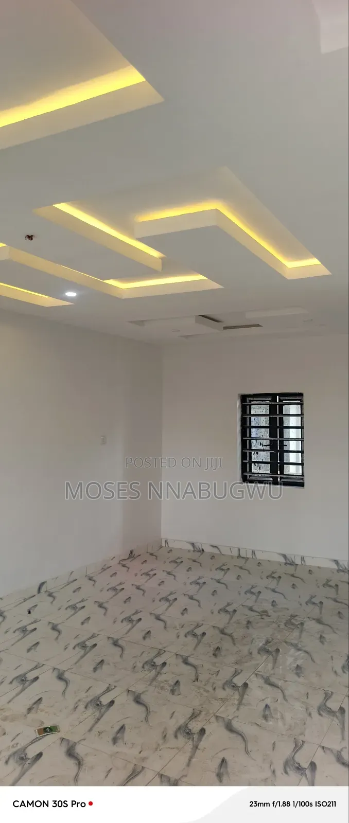 2bdrm Block of Flats in Alcon Rd Axis, Woji for rent in Woji