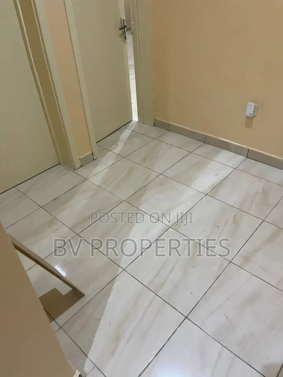 1bdrm Shared Apartment in Chevron for rent in Chevron