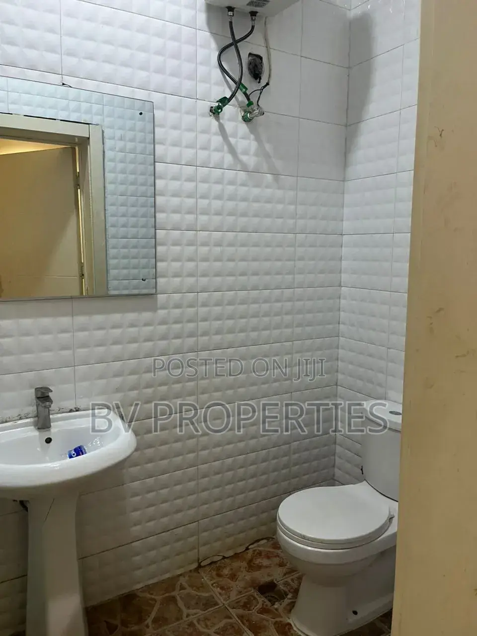 1bdrm Shared Apartment in Chevron for rent in Chevron